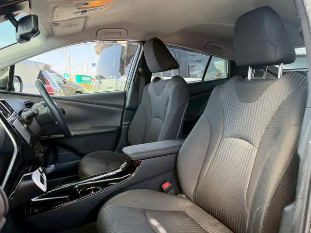 2018 Toyota Prius S for Sale in Kenya by Best Cars for Sale in Kenya Ltd.