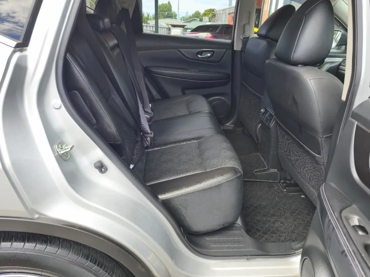 2019 Nissan X-trail Hybrid for Sale in Kenya by Best Cars for Sale in Kenya Ltd.