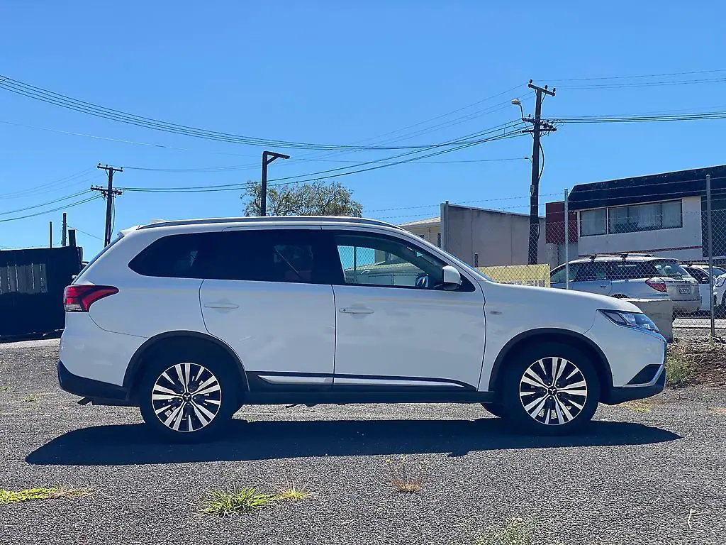 2019 Mitsubishi Outlander for Sale in Kenya by Best Cars for Sale in Kenya Ltd.