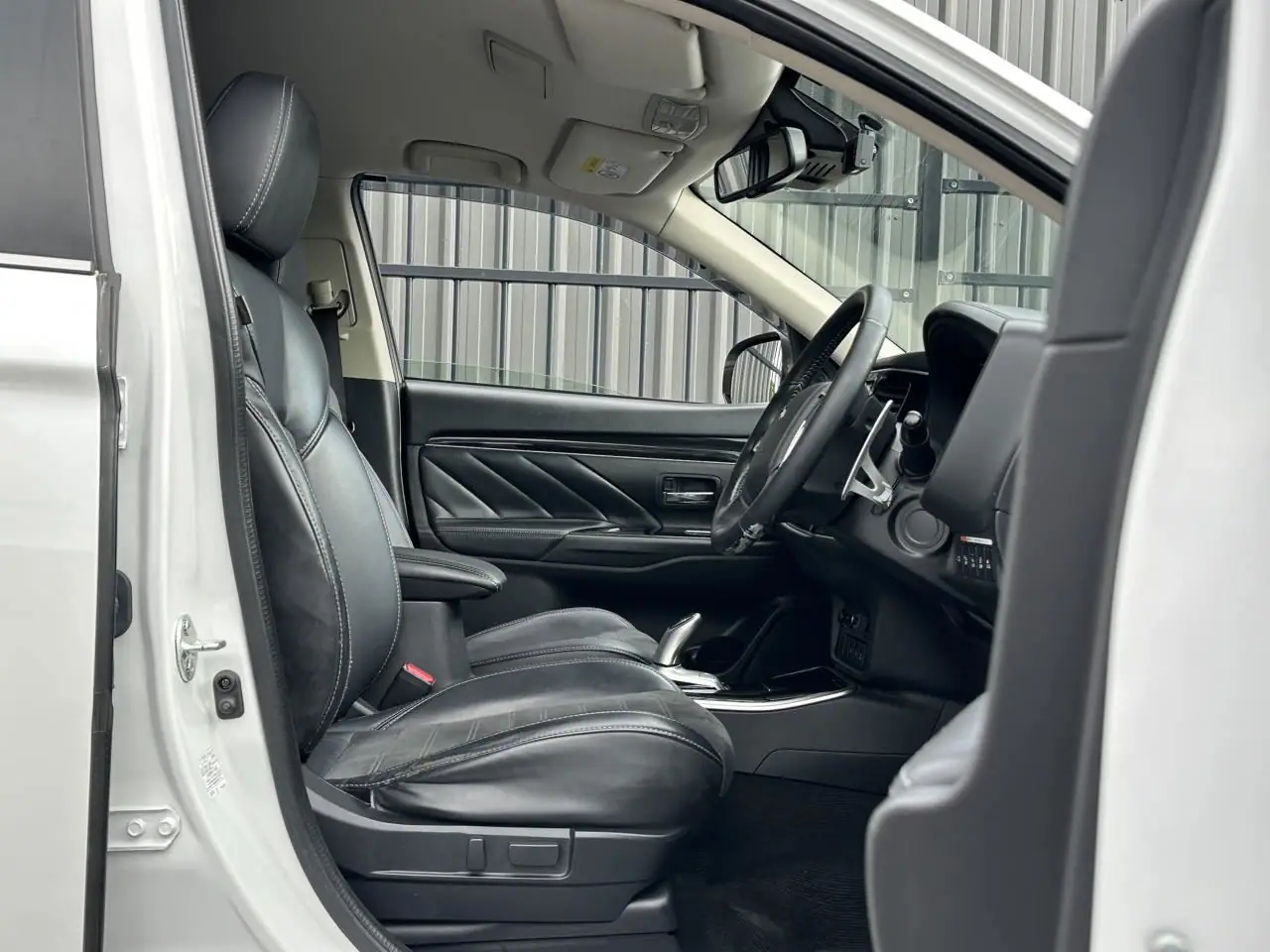 2018 Mitsubishi Outlander PHEV for sale in Kenya by Best Cars for Sale in Kenya Ltd.
