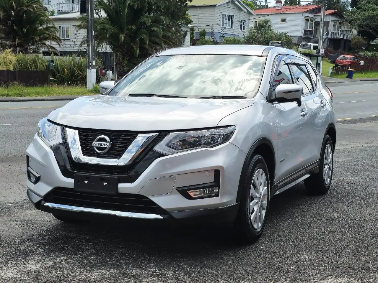 2019 Nissan X-trail Hybrid for Sale in Kenya by Best Cars for Sale in Kenya Ltd.