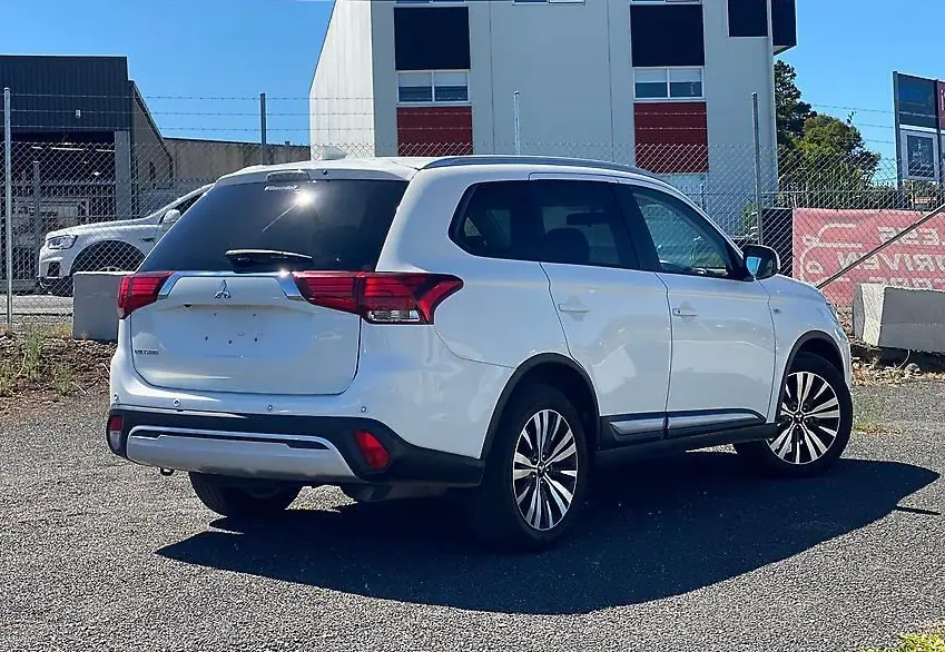 2019 Mitsubishi Outlander for Sale in Kenya by Best Cars for Sale in Kenya Ltd.