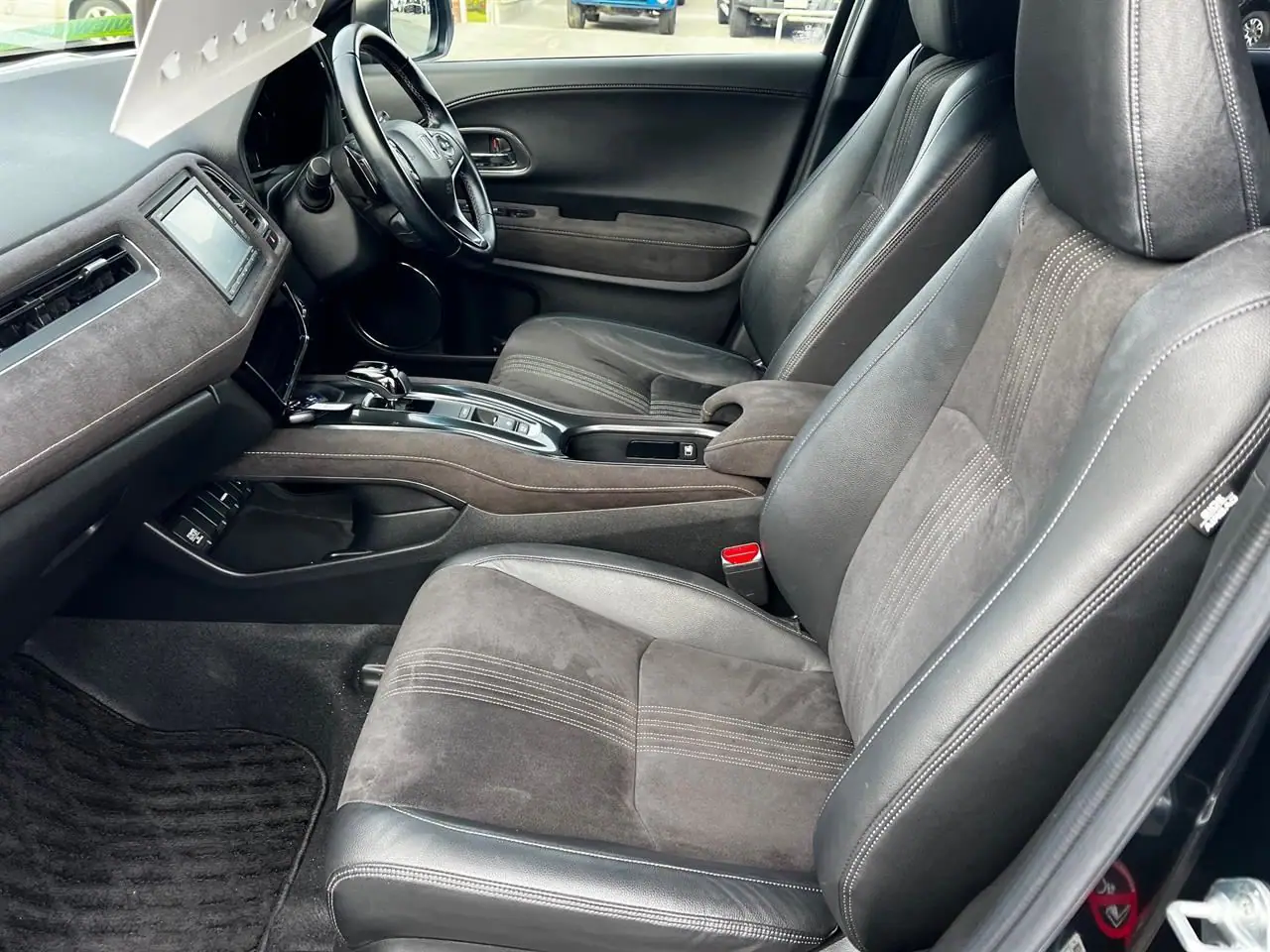 2018 Honda Vezel RS for Sale in Kenya by Best Cars for Sale in Kenya Ltd.