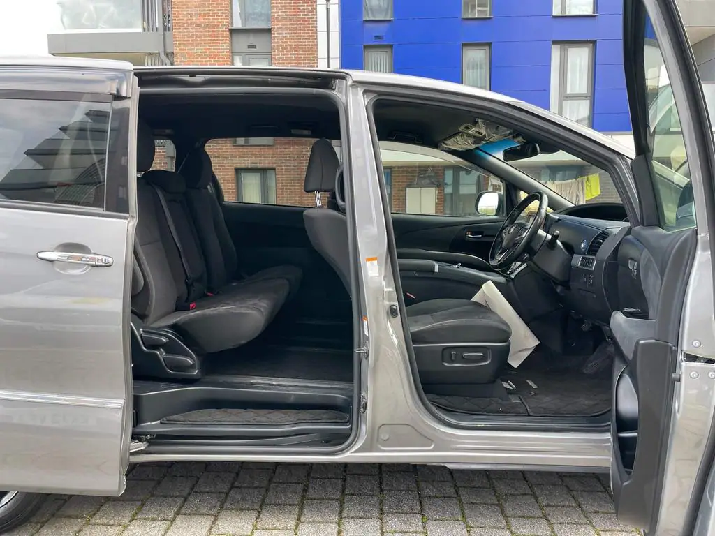 2018 Toyota Estima Hybrid for sale in Kenya by Best Cars for Sale in Kenya Ltd