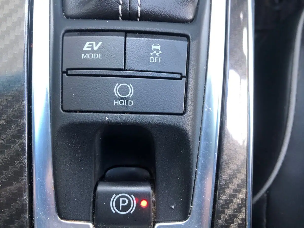 2018 Toyota Crown RS HYBRID for Sale in Kenya by Best Cars for Sale in Kenya Ltd.