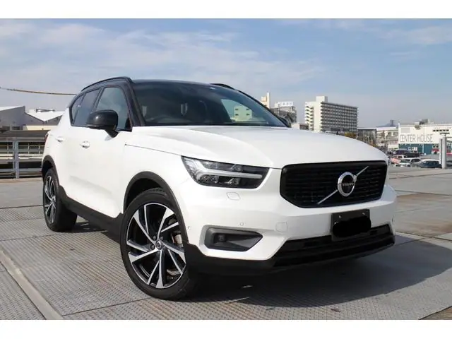 2018 Volvo XC40 T5 for Sale in Kenya by Best Cars for Sale in Kenya Ltd.