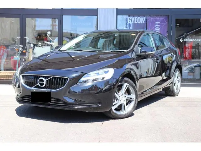 2019 Volvo V40 for Sale in Kenya by Best Cars for Sale in Kenya Ltd.