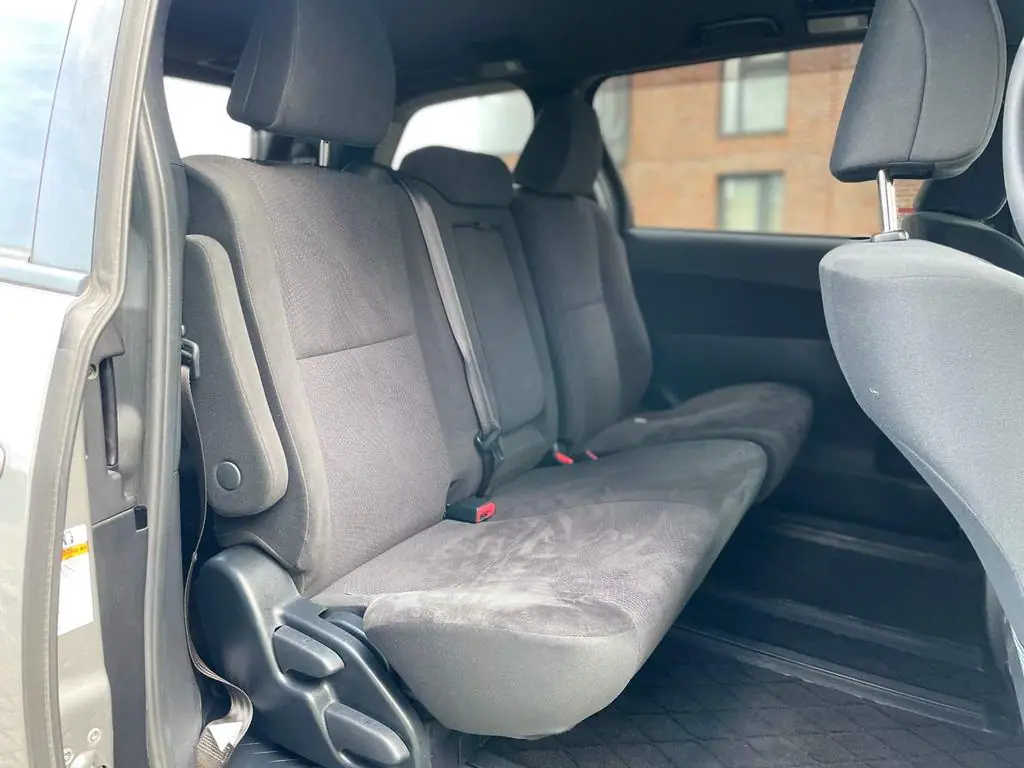 2018 Toyota Estima Hybrid for sale in Kenya by Best Cars for Sale in Kenya Ltd