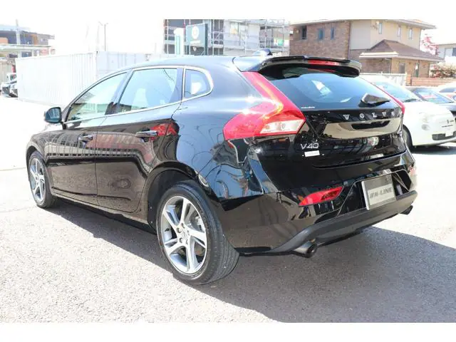 2019 Volvo V40 for Sale in Kenya by Best Cars for Sale in Kenya Ltd.