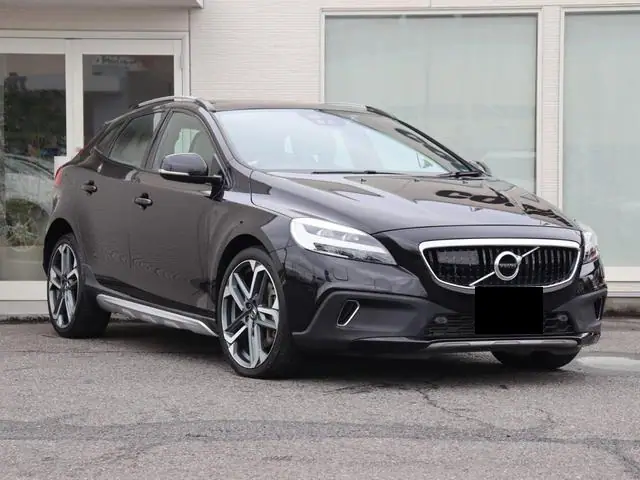 2018 Volvo V40 for Sale in Kenya by Best Cars for Sale in Kenya Ltd.