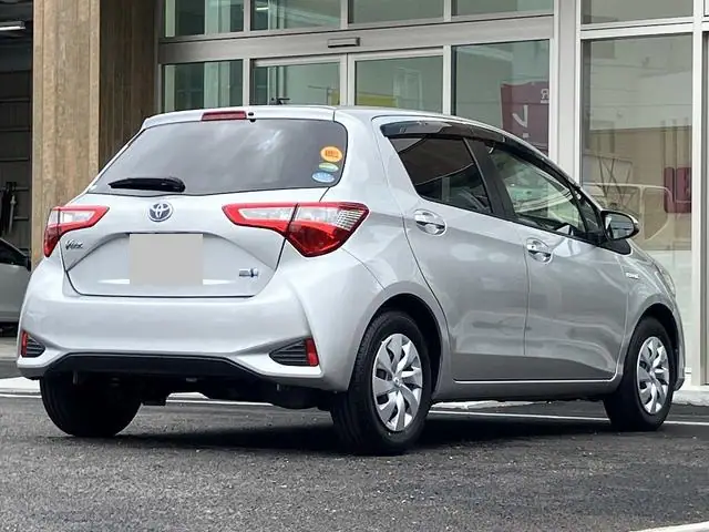 2018 Toyota Vitz Hybrid for Sale in Kenya by Best Cars for Sale in Kenya Ltd.