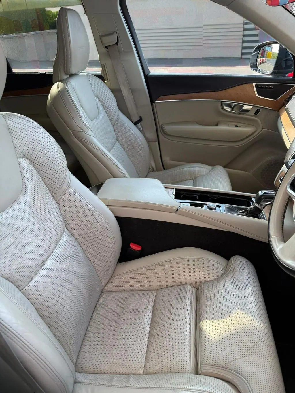 2018 Volvo XC90 for Sale in Kenya by Best Cars for Sale in Kenya Ltd.