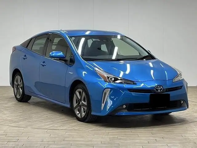 2019 Toyota Prius S for Sale in Kenya by Best Cars for Sale in Kenya Ltd.