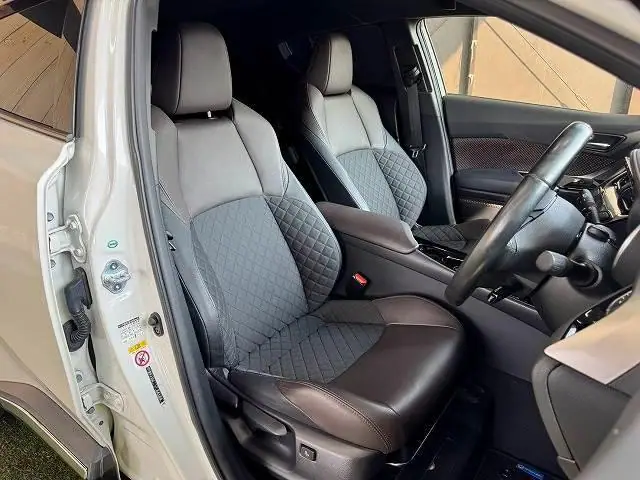 2018 TOYOTA C-HR G for sale in Kenya by Best Cars for sale in Kenya LTD.