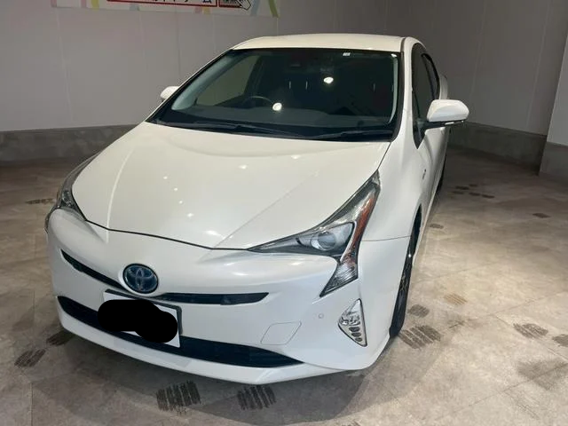 2018 TOYOTA PRIUS S SAFETY PLUS for sale in Kenya by Best Cars for sale in Kenya LTD.