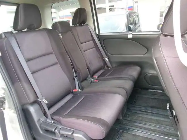 2018 Nissan Serena for Sale in Kenya by Best Cars for Sale in Kenya Ltd.