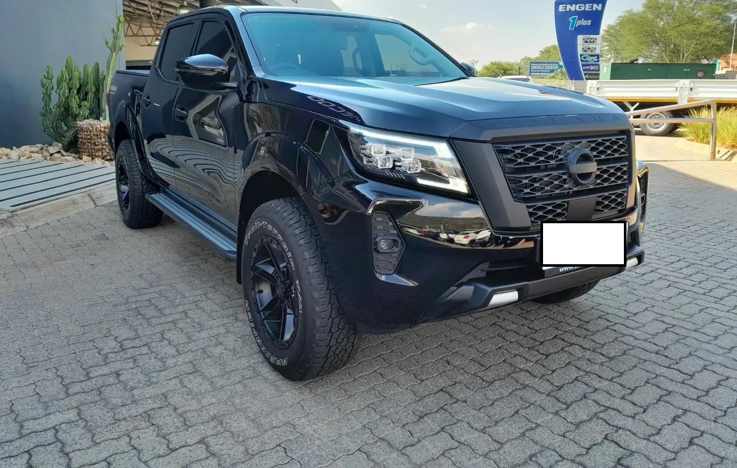 2019 Nissan Navara 2.5DDTi Double Cab LE 4x4 for sale in Kenya by Best Cars for Sale in Kenya Ltd.