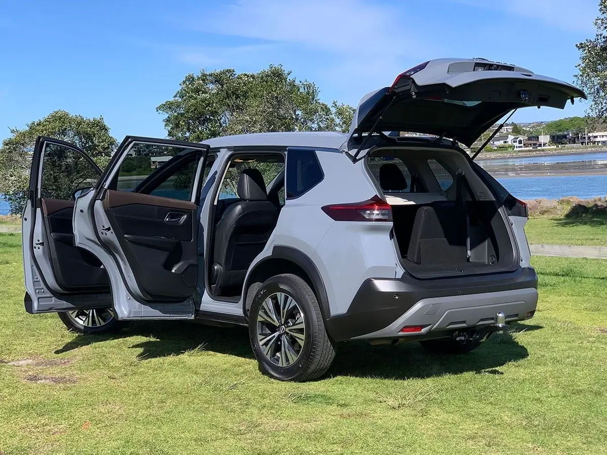 2024 Nissan X-Trail ST-L for Sale in Kenya by Best Cars for Sale in Kenya Ltd.