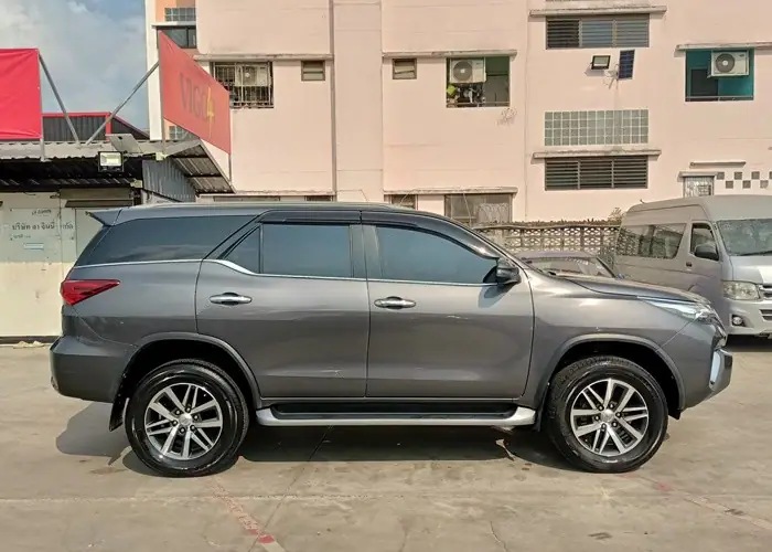 2018 TOYOTA FORTUNER 2.8L 4WD for Sale in Kenya by Best Cars for Sale in Kenya Ltd.