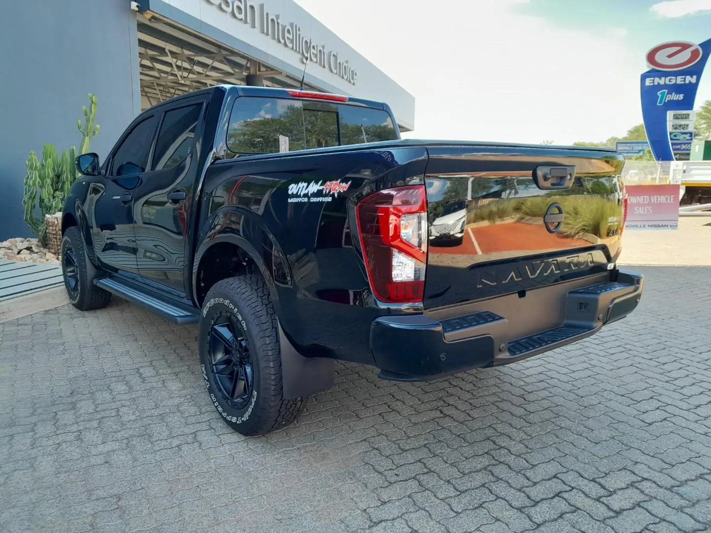 2019 Nissan Navara 2.5DDTi Double Cab LE 4x4 for sale in Kenya by Best Cars for Sale in Kenya Ltd.