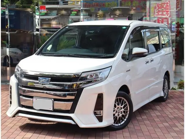 2019 Toyota Noah SI WxB II for Sale in Kenya by Best Cars for Sale in Kenya Ltd.