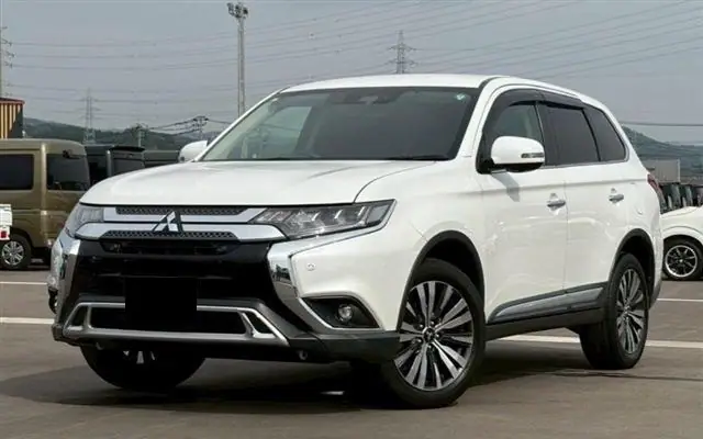 2018 Mitsubishi Outlander 20G for Sale in Kenya by Best Cars for Sale in Kenya Ltd.