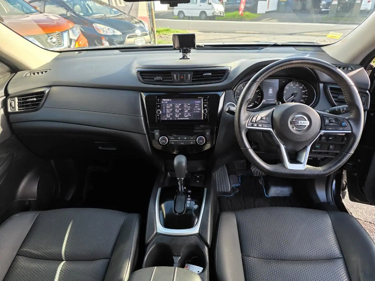 2018 Nissan X-trail 20XI Hybrid for Sale in Kenya by Best Cars for Sale in Kenya Ltd.