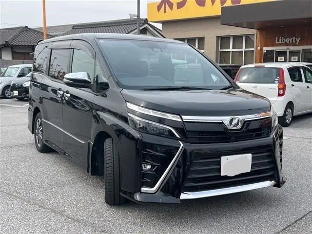 2018 Toyota Voxy ZS for Sale in Kenya by Best Cars for Sale in Kenya Ltd.