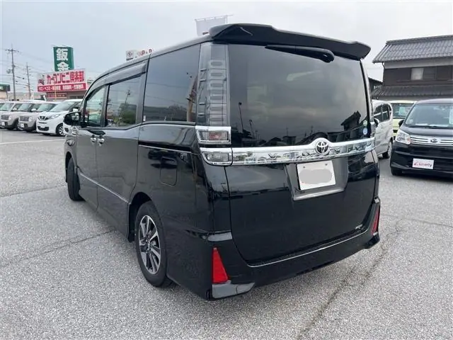 2018 Toyota Voxy ZS for Sale in Kenya by Best Cars for Sale in Kenya Ltd.