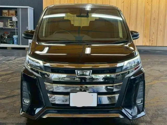 2018 Toyota Noah SI WxB for Sale in Kenya by Best Cars for Sale in Kenya Ltd.