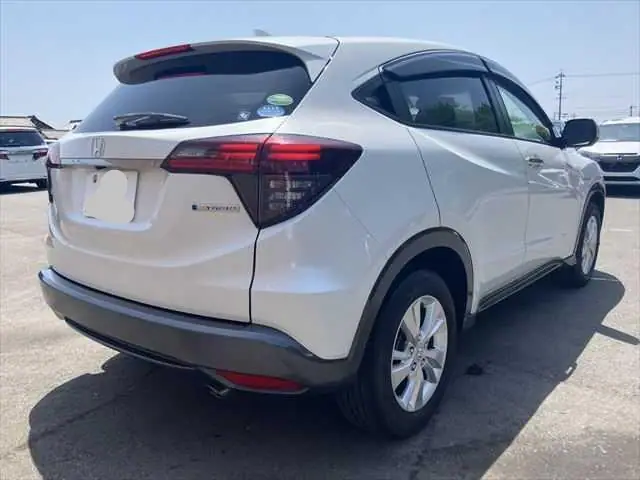 2018 Honda Vezel X (RU3) for Sale in Kenya by Best Cars for Sale in Kenya Ltd.