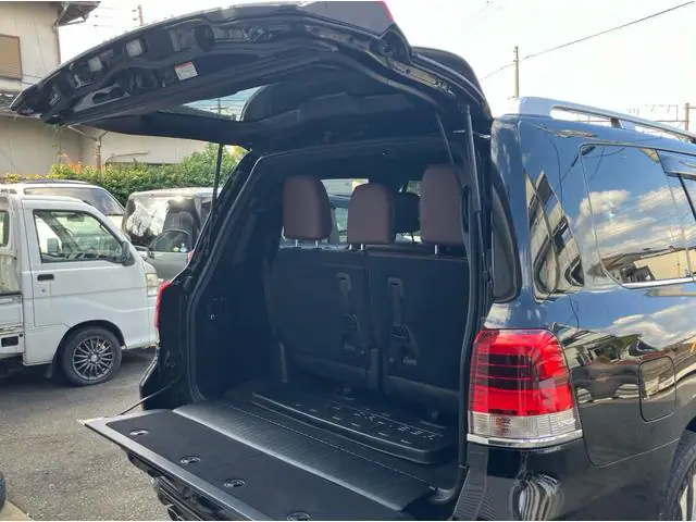 2020 Toyota Land Cruiser ZX V8 for Sale in Kenya by Best Cars for Sale in Kenya Ltd.