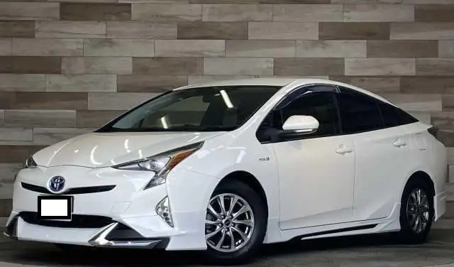 2018 TOYOTA PRIUS S for sale in Kenya by Best Cars for sale in Kenya LTD.