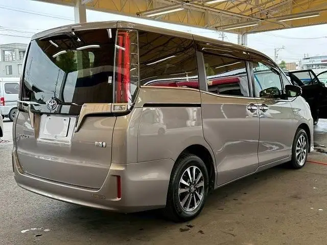 2018 Toyota Esquire for Sale in Kenya by Best Cars for Sale in Kenya Ltd.