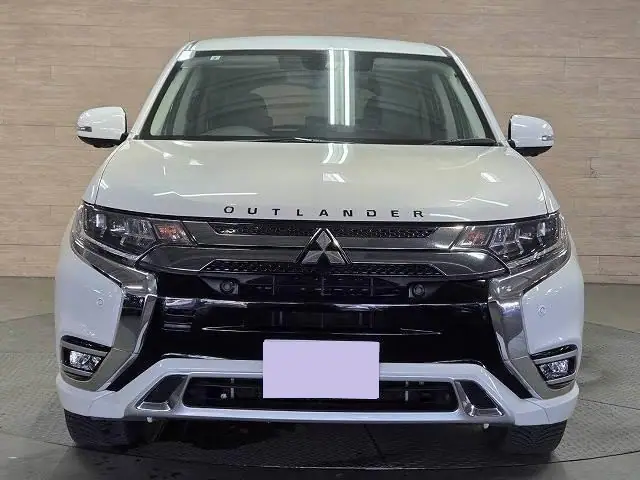 2019 Mitsubishi Outlander PHEV for Sale in Kenya by Best Cars for Sale in Kenya Ltd.