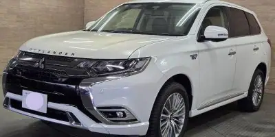 2019 Mitsubishi Outlander PHEV for Sale in Kenya