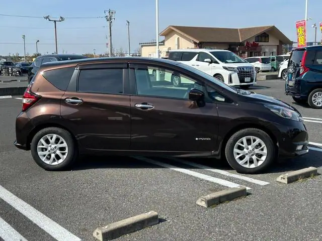 2018 Nissan Note e-power Medalist for Sale in Kenya by Best Cars for Sale in Kenya Ltd.