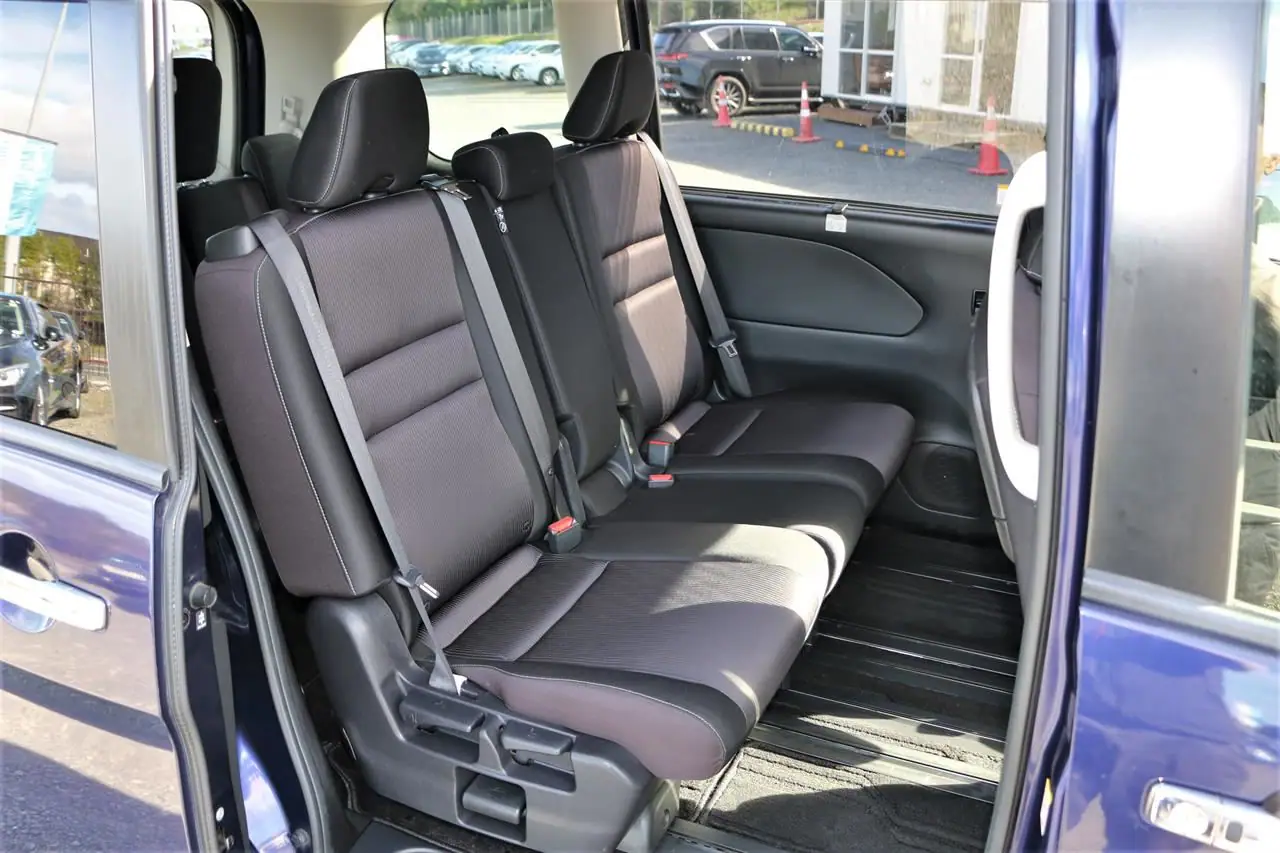 2018 Nissan Serena Hybrid for sale in Kenya by Best Cars for in Kenya Ltd.