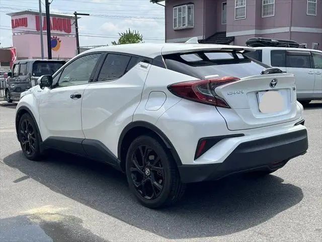 2019 Toyota C-HR G for Sale in Kenya by Best Cars for Sale in Kenya Ltd.