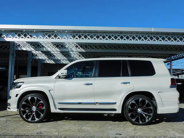 2019 Toyota Land Cruiser ZX V8 for Sale in Kenya by Best Cars for Sale in Kenya Ltd.
