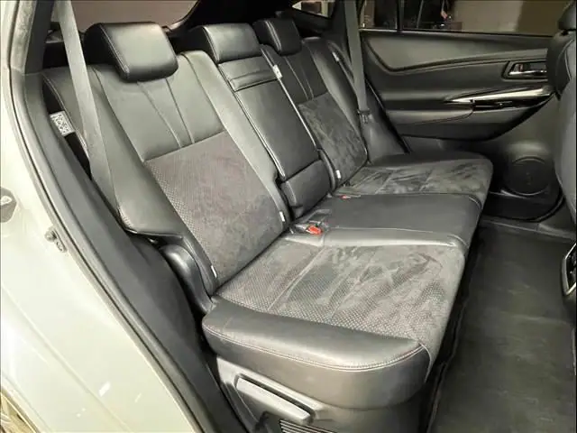2018 Toyota Harrier Premium for Sale in Kenya by Best Cars for Sale in Kenya Ltd.