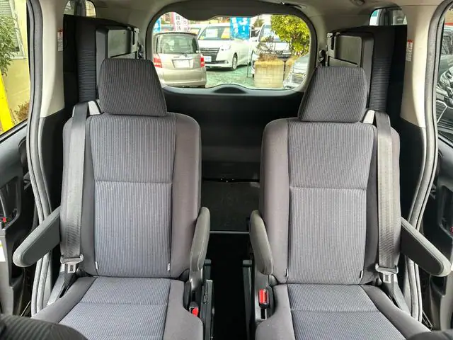 2018 Toyota Noah X for Sale in Kenya by Best Cars for Sale in Kenya Ltd.
