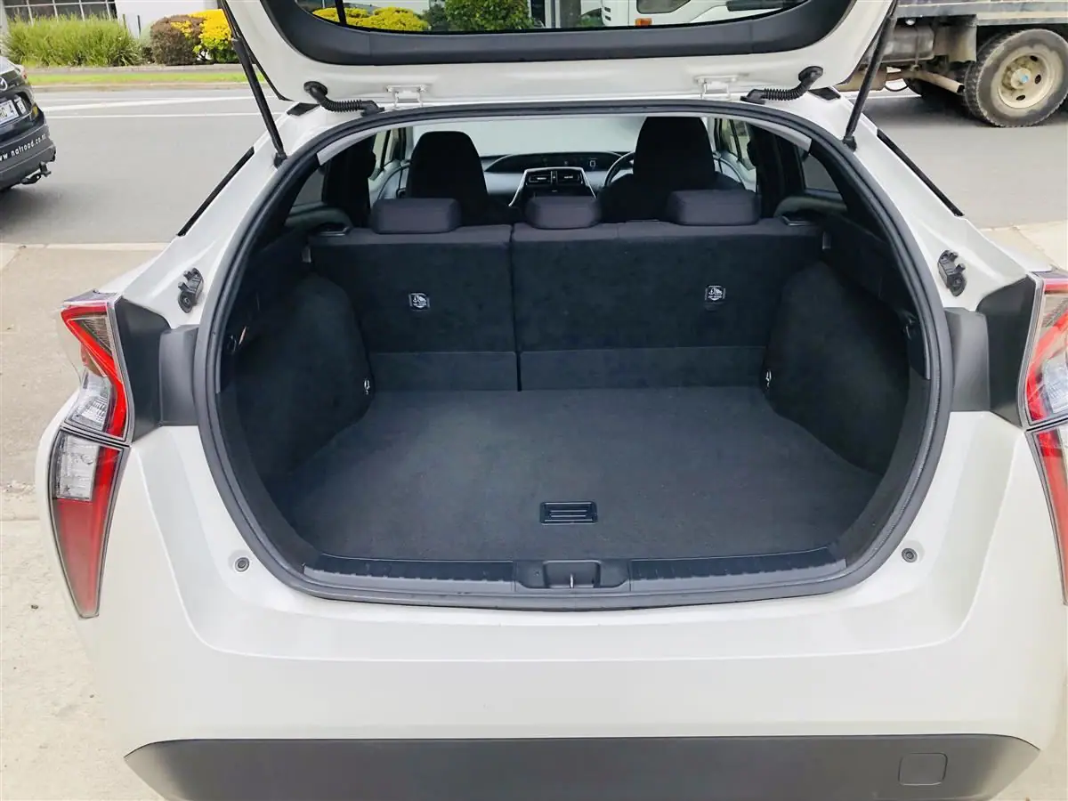 2018 Toyota Prius Hybrid for Sale in Kenya by Best Cars for Sale in Kenya Ltd.