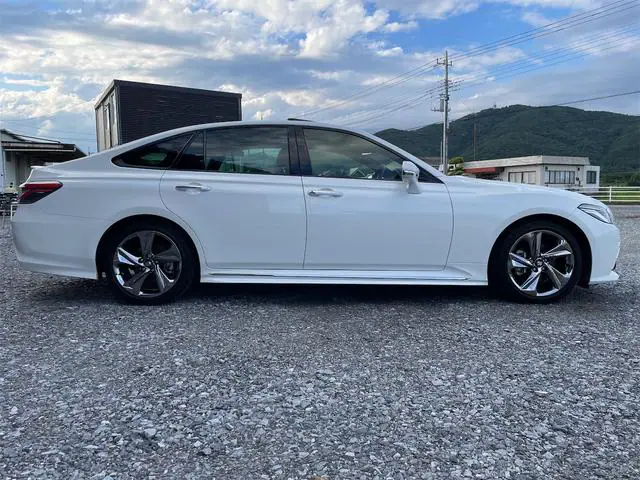 2018 Toyota Crown RS for Sale in Kenya by Best Cars for Sale in Kenya Ltd.