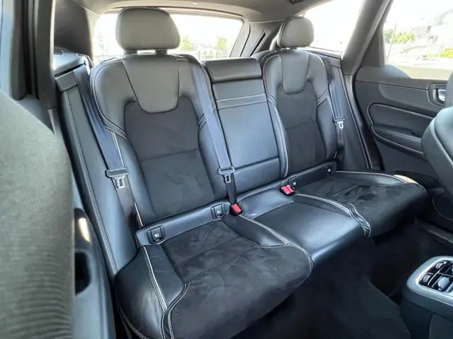 2018 Volvo XC60 D4 AWD for Sale in Kenya by Best Cars for Sale in Kenya Ltd.