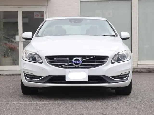 2018 Volvo S60 D4 for sale in Kenya by Best Cars for Sale in Kenya Ltd.