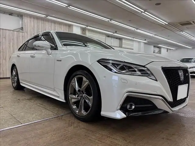 2018 Toyota Crown Hybrid for Sale in Kenya by Best Cars for Sale in Kenya Ltd.