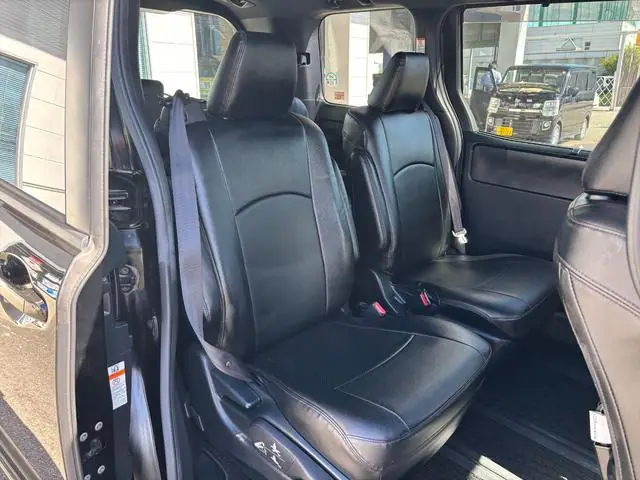 2018 Toyota Voxy ZS for Sale in Kenya by Best Cars for Sale in Kenya Ltd.