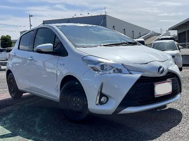 2019 Toyota Vitz for Sale in Kenya by Best Cars for Sale in Kenya Ltd.