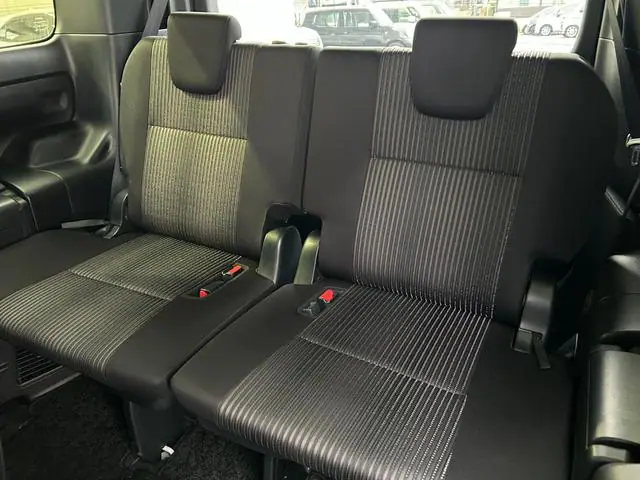 19 Toyota Voxy ZX Kirameki for Sale in Kenya by Best Cars for Sale in Kenya Ltd